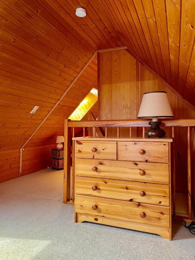 Direkt Am Deich - Seerobbe - Apartment Dornum